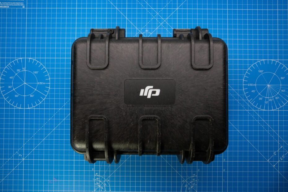 Hard shell golf travel case offering superior protection for golf clubs during airport travel, ensuring a secure and worry-free golf getaway.