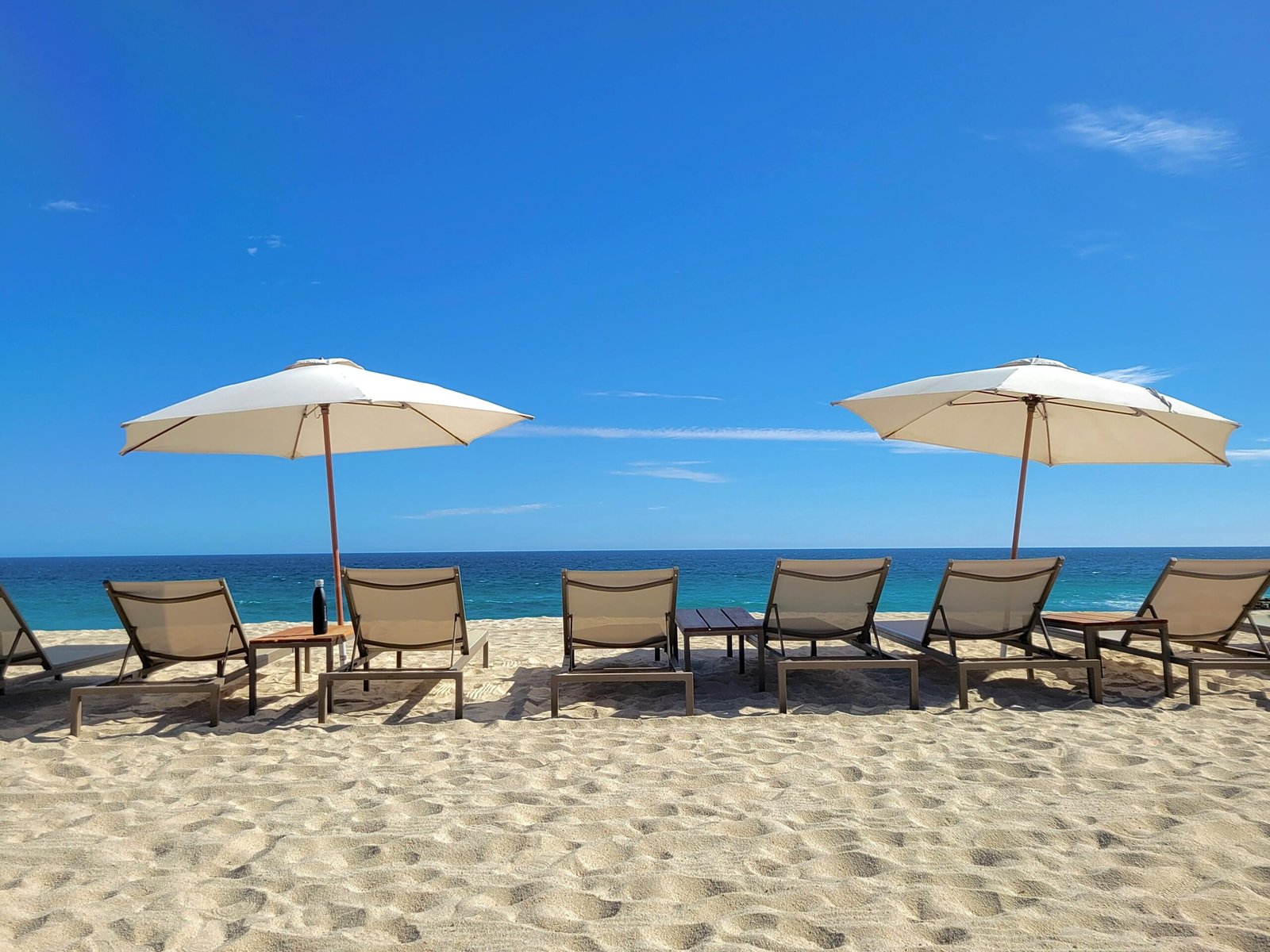 Los Cabos beach resort, a safe and relaxing vacation destination in Mexico for 2025.