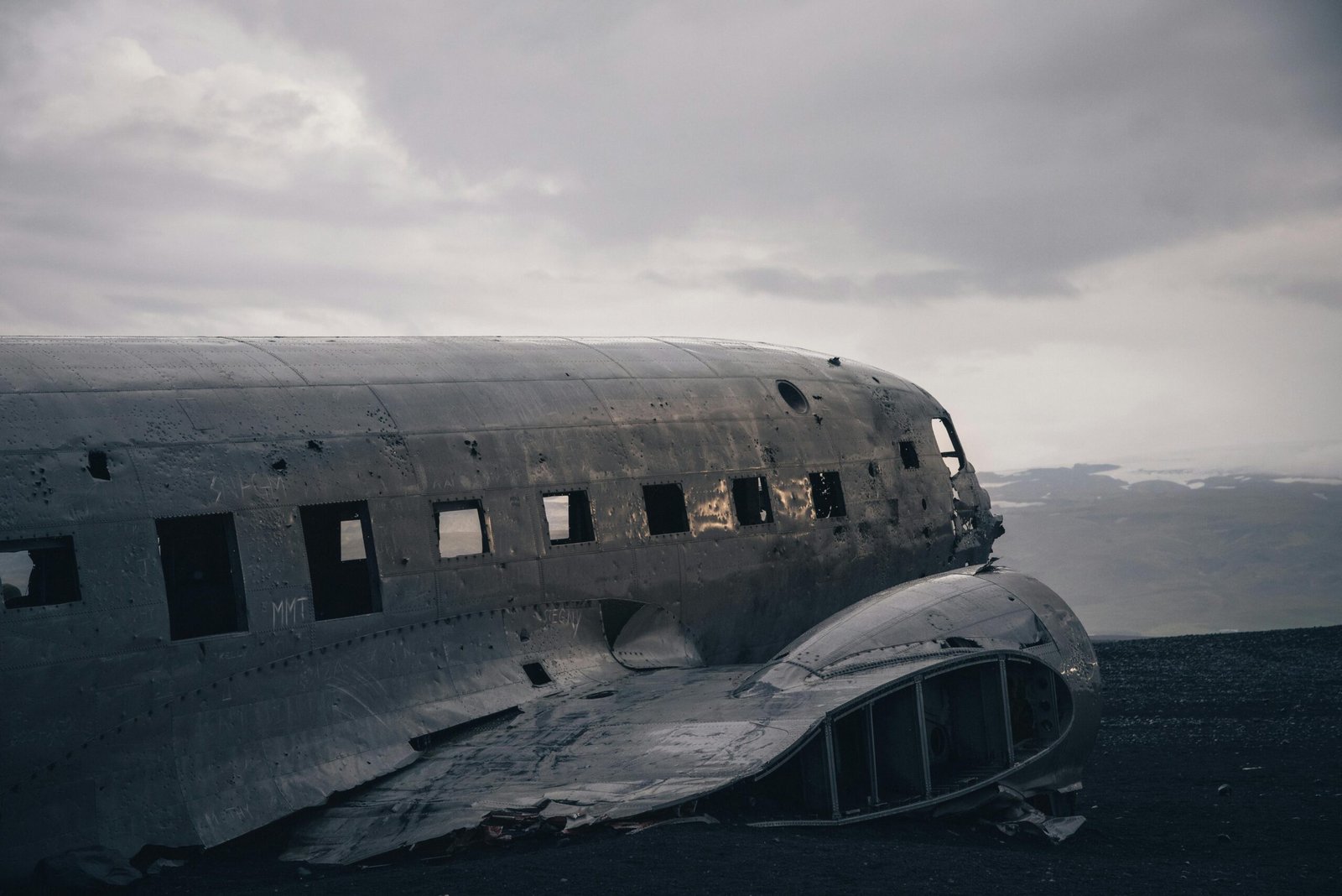 Vintage U.S. Navy R7V-1 Super Constellation aircraft flying over a dark, vast North Atlantic Ocean, illustrating the somber aviation mystery of Flight 441's disappearance and its enduring legend tied to the Bermuda Triangle.