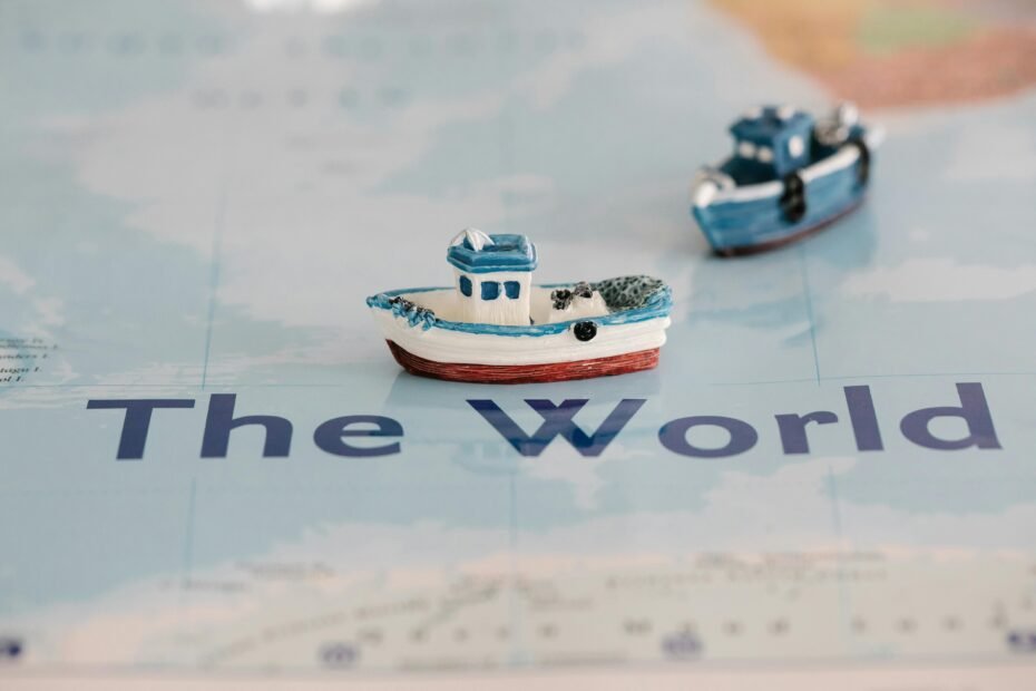 Illustration showing the sweet potato's epic 10,000-mile global journey from ancient South America, across oceans via the Columbian Exchange, to its thriving cultivation in Georgia, USA.