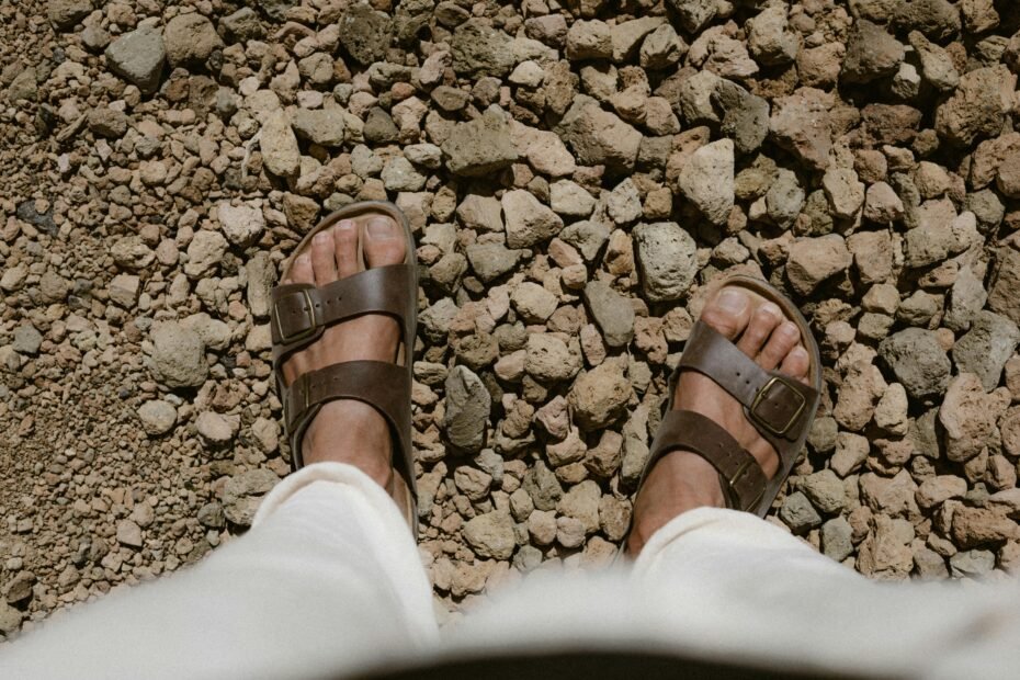 Comfortable and stylish travel sandals designed for diverse adventures, providing support and durability for exploring cities, hiking trails, and relaxing on beaches.