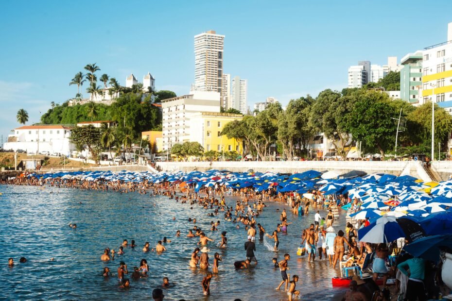 Best time to travel to Brazil: vibrant culture, diverse landscapes, and iconic experiences for an unforgettable trip planning.