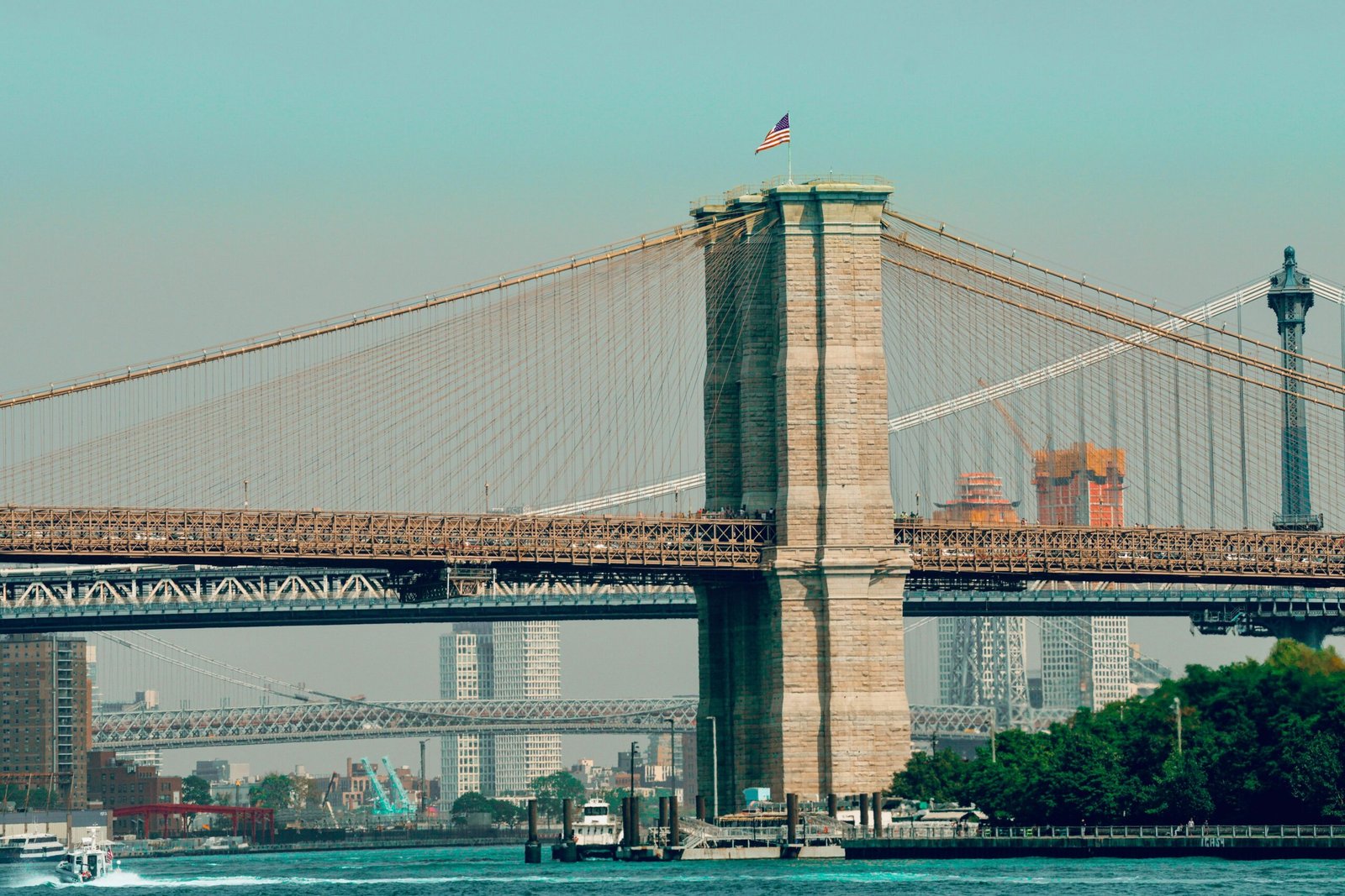 Iconic East Coast USA travel destinations showcasing a diverse mix of vibrant cityscapes, historical sites, and stunning natural landscapes for unforgettable adventures.