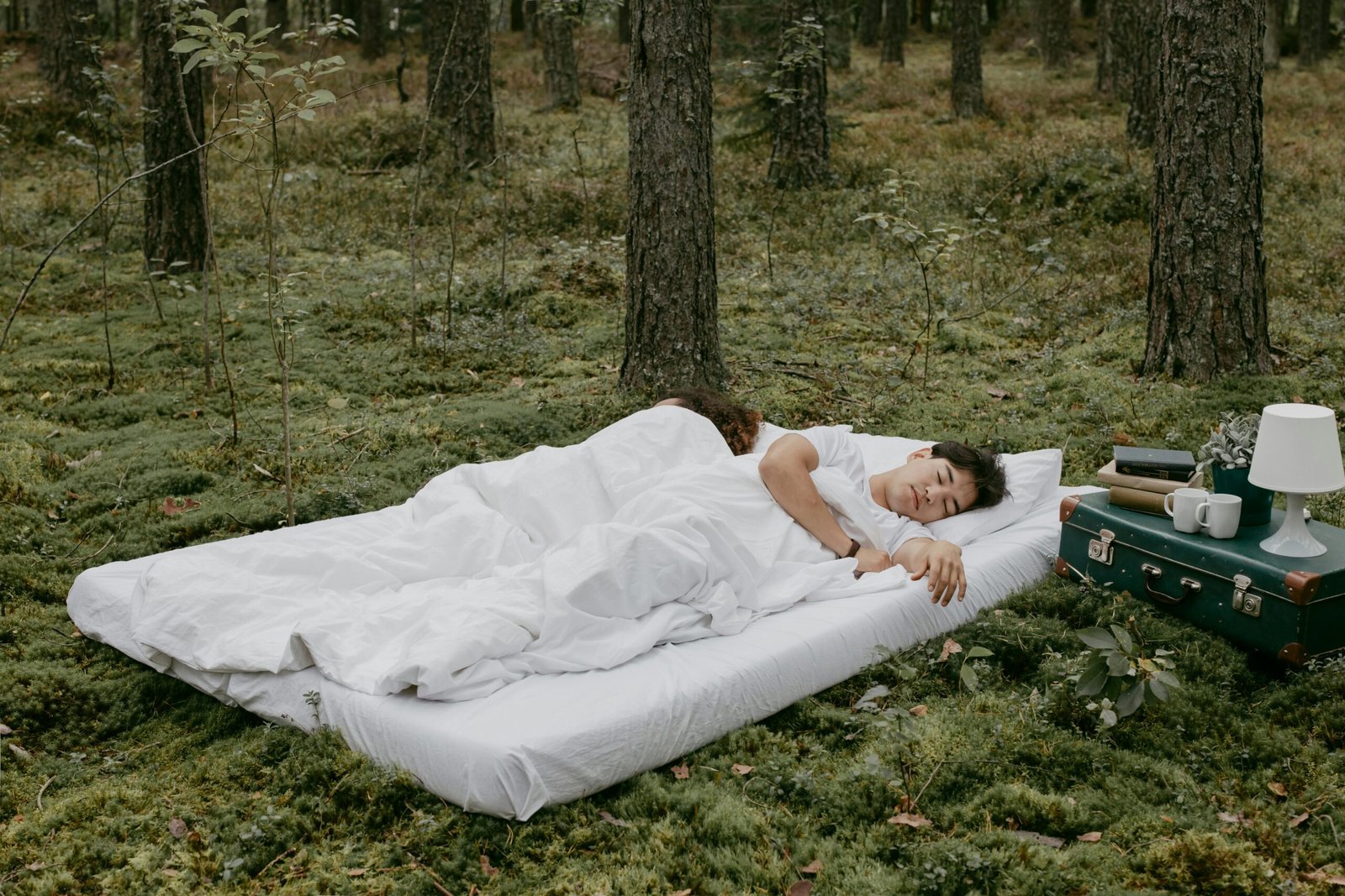 Comfortable travel mattress ensuring restful sleep for adventurers, ideal for camping, road trips, and portable comfort on the go.